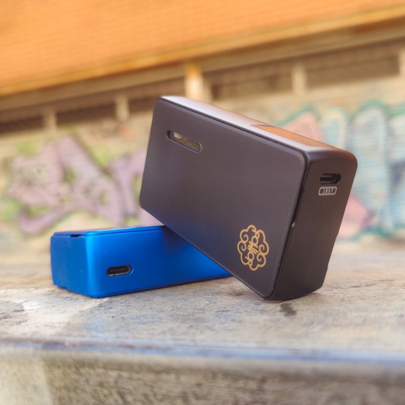 dotAIO V2 Review USB Port