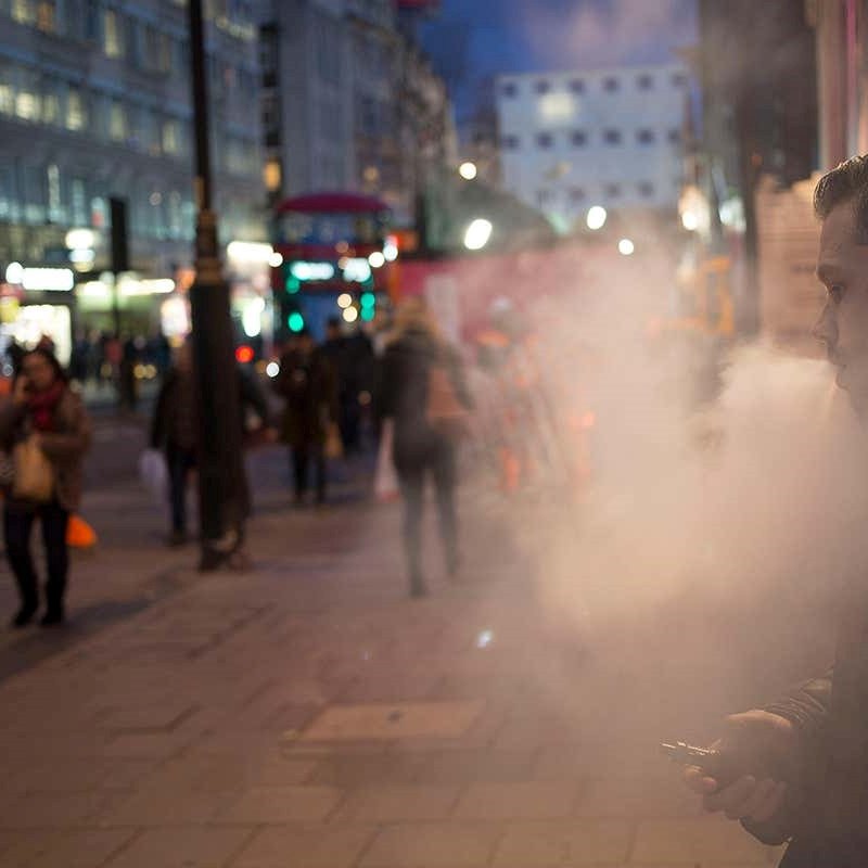 vape in public